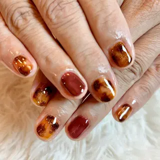 ネイル Lelole 🫧マグネット🫧のネイルデザイン