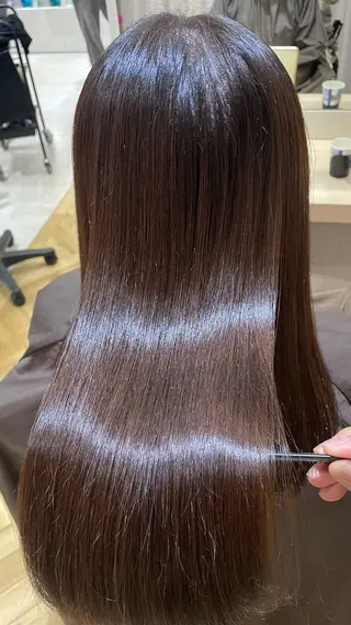 ロング カラー ハッシュカット🖤 レイヤー/透けカラーのヘアスタイル