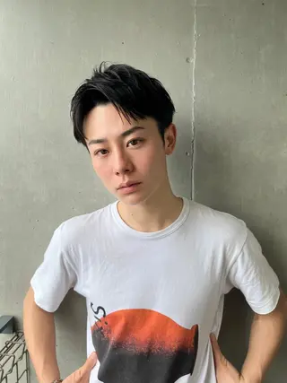 ショート メンズ メンズ職人/センター パート/富沢真斗のヘアスタイル