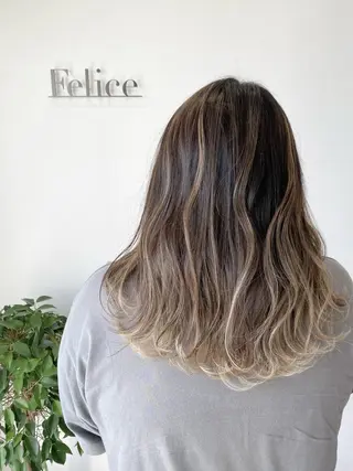 セミロング 粕川 達哉のヘアスタイル