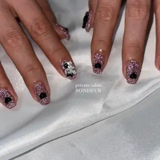 ネイル BONHEUR Annaのネイルデザイン