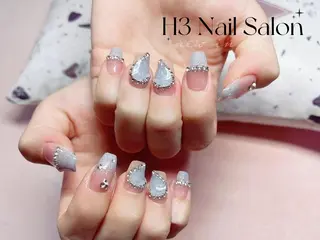 ミディアム H3 ネイル サロンのネイルデザイン