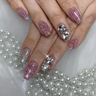 ネイル Hanya 🌈のネイルデザイン