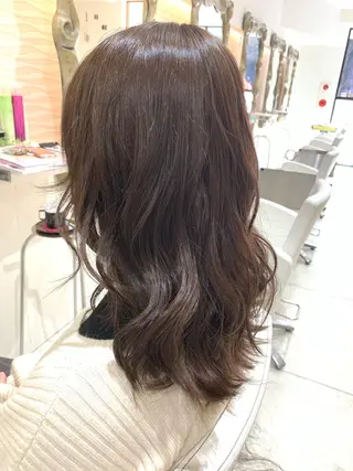 ロング カラー 松吉 純平のヘアスタイル