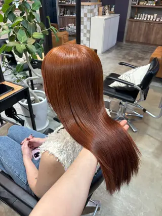 カラー Niina→ anan AVEDAのヘアスタイル