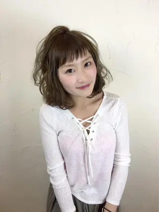 ショート 韓国レイヤー外国人風 透明感カラー髪質改善のヘアスタイル