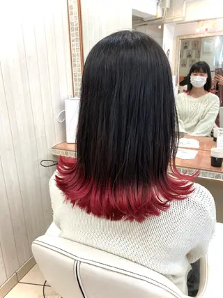 セミロング カラー 具志 真理子のヘアスタイル