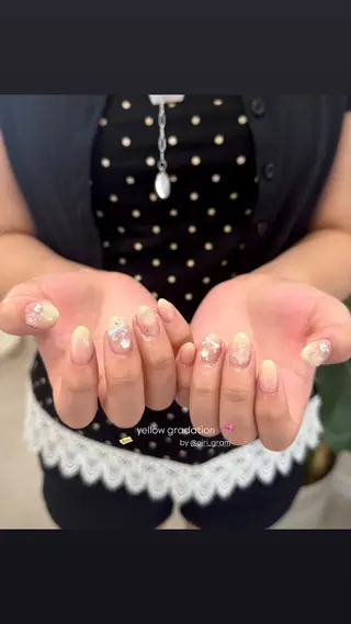ネイル 💛RISA💛 énnのネイルデザイン