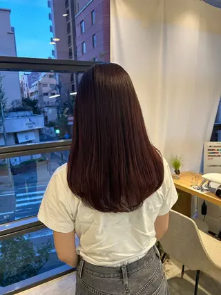 セミロング カラー 馬場 菜乃夏のヘアスタイル