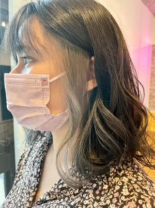 セミロング SALOWIN心斎橋Suite店所属・ブリーチ毛にもできる 縮毛矯正|鷹司郎のヘアスタイル