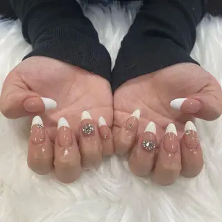 ネイル T-Rich所属・高野 沙玖良のネイルデザイン