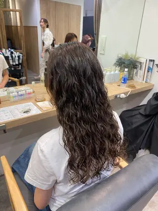 ロング 🖤🌀くるくる パーマ🌀🖤ayaのヘアスタイル