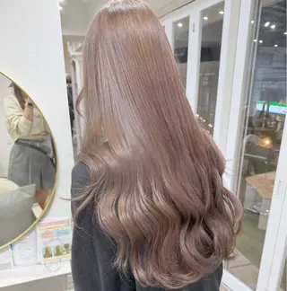 カラー 🌷柔らかクリーミー 🤍kirari🌷のヘアスタイル