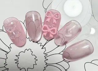 ネイル AngelChris ビューティーサロンのネイルデザイン