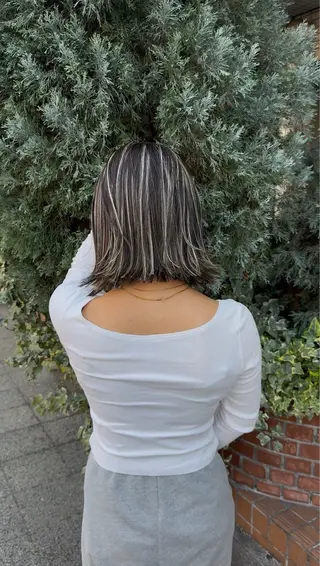 ショート Cure2所属・🌈白いハイライト 🌈 🐶ノザワ🐶のヘアスタイル