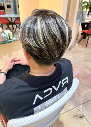 ショート カラー パーマ メンズ メンズパーマ特化 外山　健太のヘアスタイル