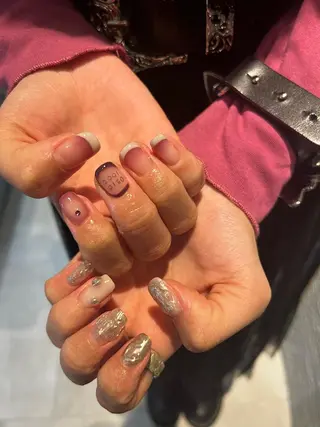 ネイル 小川 奈々花のネイルデザイン