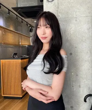 ロング カラー 太我/フェザーパーマ /ニュアンスパーマのヘアスタイル