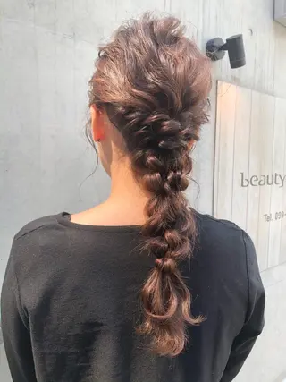 ロング カラー ヘアアレンジ ビューティービースト 鹿児島店のヘアスタイル