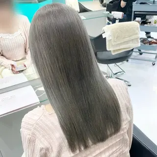 セミロング カラー Natsuki🤍 透明感×艶カラー🫧のヘアスタイル