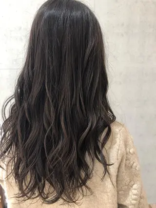 ロング カラー 樋渡 侑希のヘアスタイル