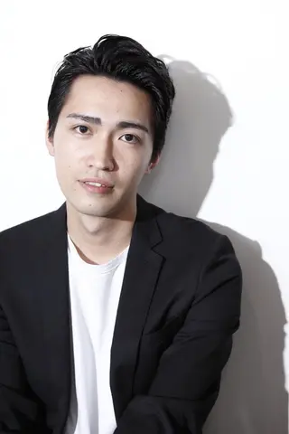 ショート 染谷 周のヘアスタイル