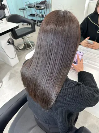 セミロング カラー 透明感・トレンドヘア 🫧SENDAI🫧のヘアスタイル