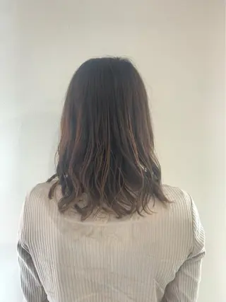 セミロング 椛島 流音のヘアスタイル