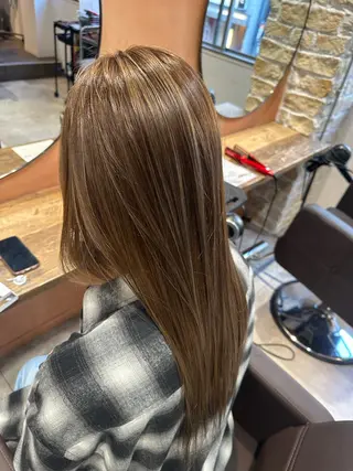 セミロング カラー yu-kiハイトーン /ブリーチ無しカラーのヘアスタイル