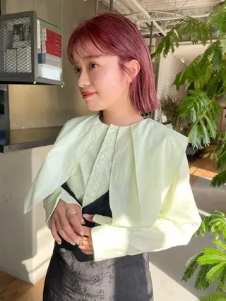 ミディアム momo 岡崎のヘアスタイル