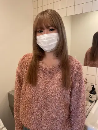 セミロング カラー カットモデル/ ハイトーン/ゆうあのヘアスタイル