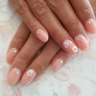 ネイル 田代 夏子のネイルデザイン