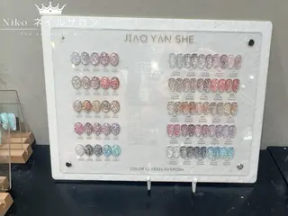 ネイル Nikoネイルサロン銀座本店所属・柚子 Nikoのネイルデザイン