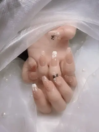 ネイル emuなんば HONOKAのネイルデザイン