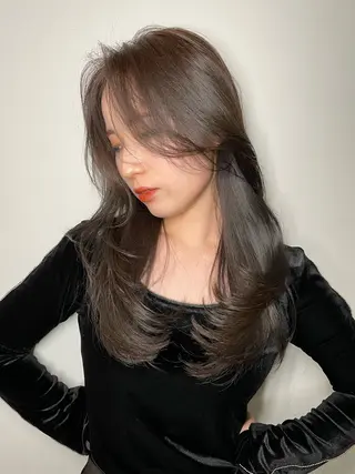 セミロング カラー ヘアアレンジ maoブリーチ無し 似合わせカラーのヘアスタイル