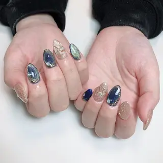 ミディアム ネイル ☺︎山部 志麻☺︎のネイルデザイン