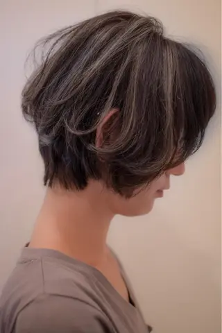 ショート カラー 小顔ショートヘア♪ TAKUMIのヘアスタイル