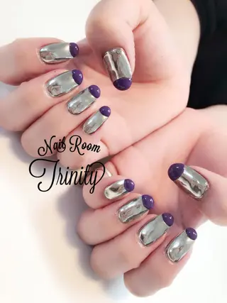 ネイル Trinity ネイリストスタッフのネイルデザイン