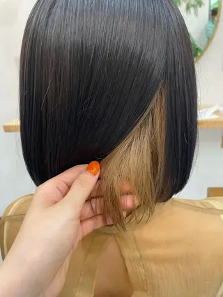 ショート カラー 高梨 菜々のヘアスタイル