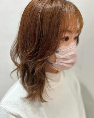ミディアム 伊藤 アユミのヘアスタイル
