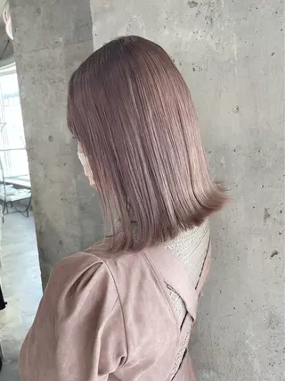 セミロング カラー Yuki 🤍のヘアスタイル