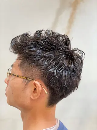 ショート パーマ メンズ メンズパーマ 赤司 泰樹のヘアスタイル