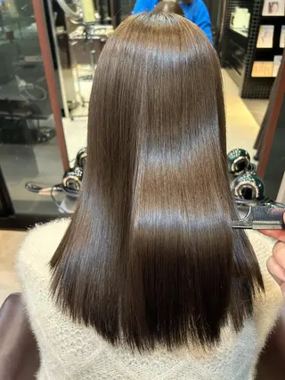 ロング 南 妃那のヘアスタイル