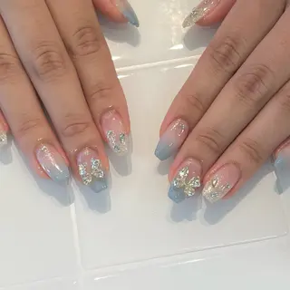 ネイル sio.nail&eyebrow salon shimokitazawa2号店所属・nailist mana𖤐´-のネイルデザイン