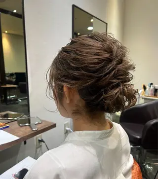 ミディアム ヘアアレンジ フラヴ メイクの眉毛・アイブロウイメージ