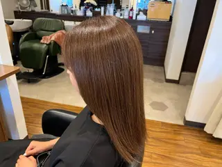 カラー 馬場 麻奈美のヘアスタイル