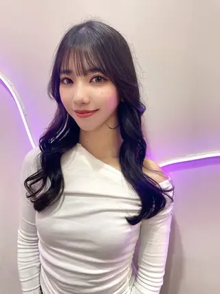 ロング カラー wixy mimi所属・透明感カラーの人 ベージュの王様のヘアスタイル