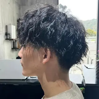 パーマ 高橋嵐 プラスイズムヴェレンのヘアスタイル