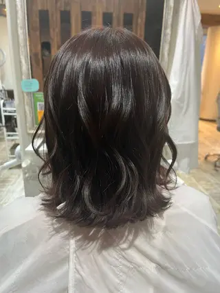 ミディアム カラー キンサダ ワンリダ‪のヘアスタイル