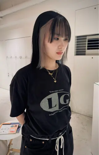 ミディアム カラー MAO SHIRATOのヘアスタイル